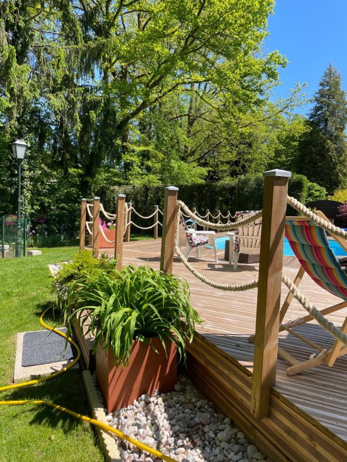 La Longere Piscine&Spa Prive Épinal Exterior foto